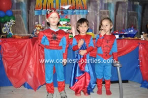 Spiderman Birthday Cakes on Coolest 4th Superhero Birthday Party